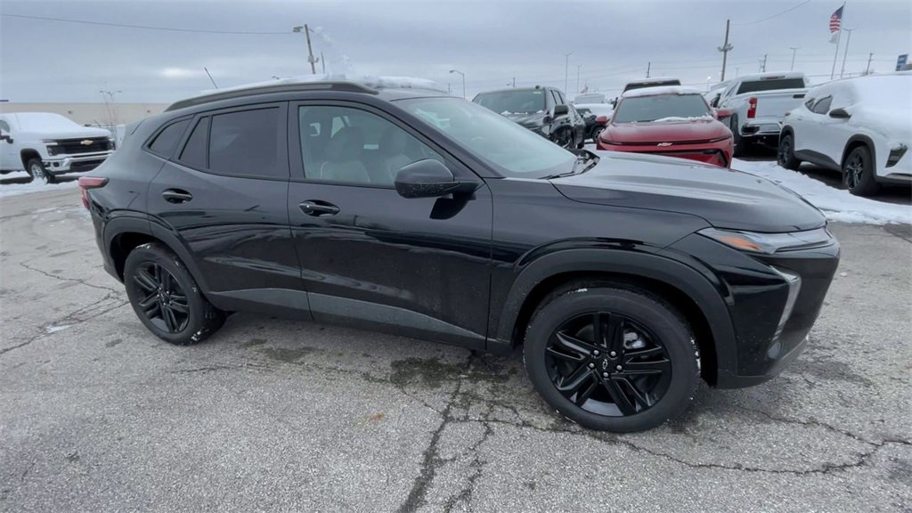 New 2026 Chevrolet Trax ACTIV w/ Sunroof Package image 3