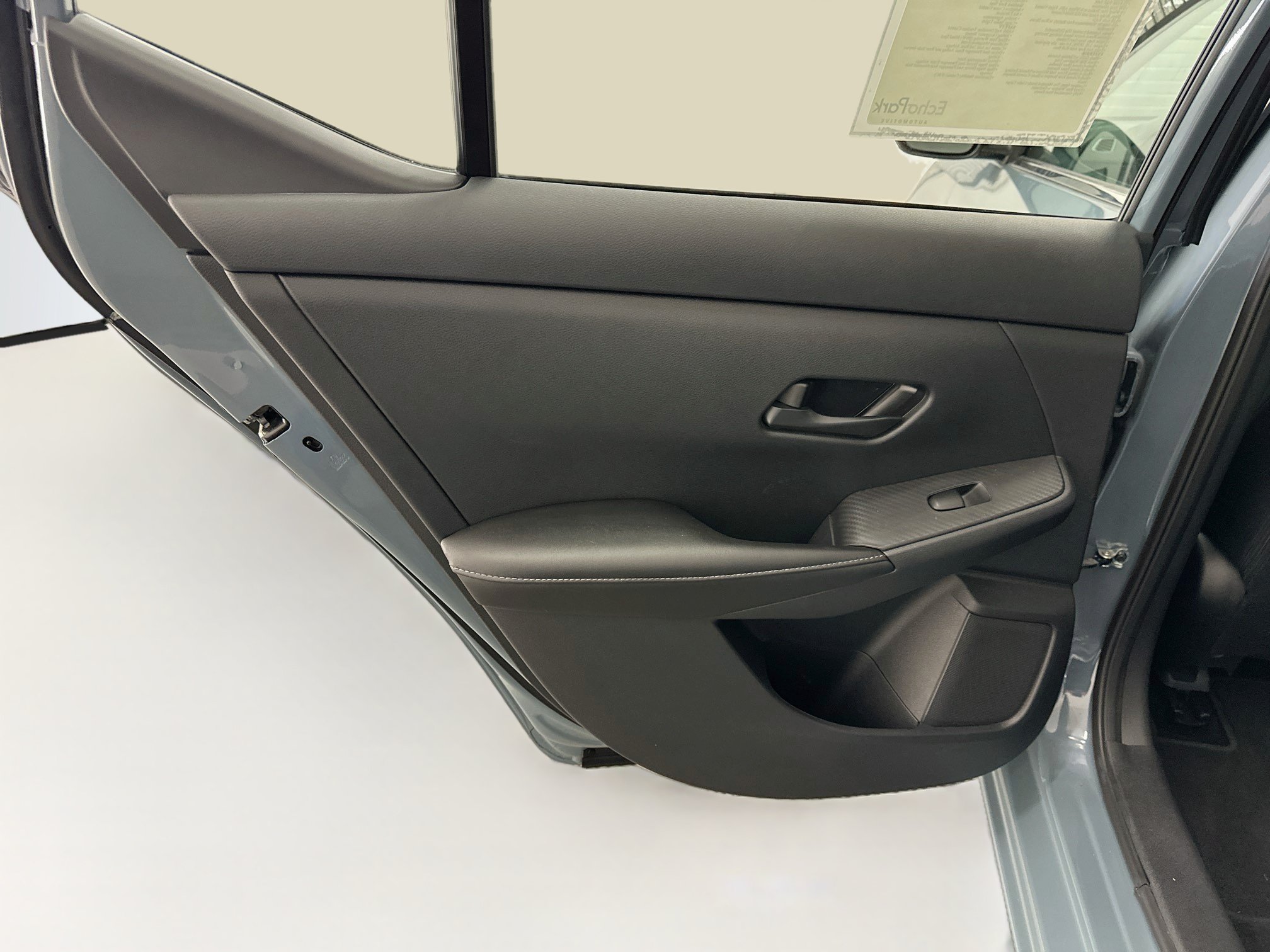 Used 2024 Nissan Sentra SV FWD image 26