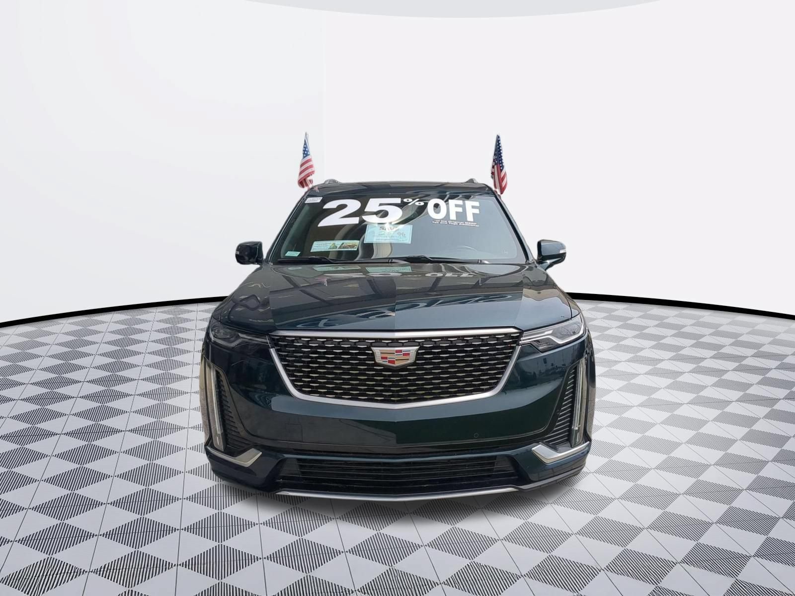 Used 2025 Cadillac XT6 Luxury w/ LPO, Floor Liner Package AWD/4WD image 3