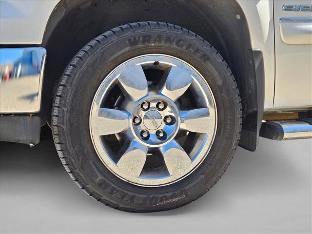 Used 2010 GMC Sierra 1500 SLT w/ White Diamond Tricoat Edition image 22