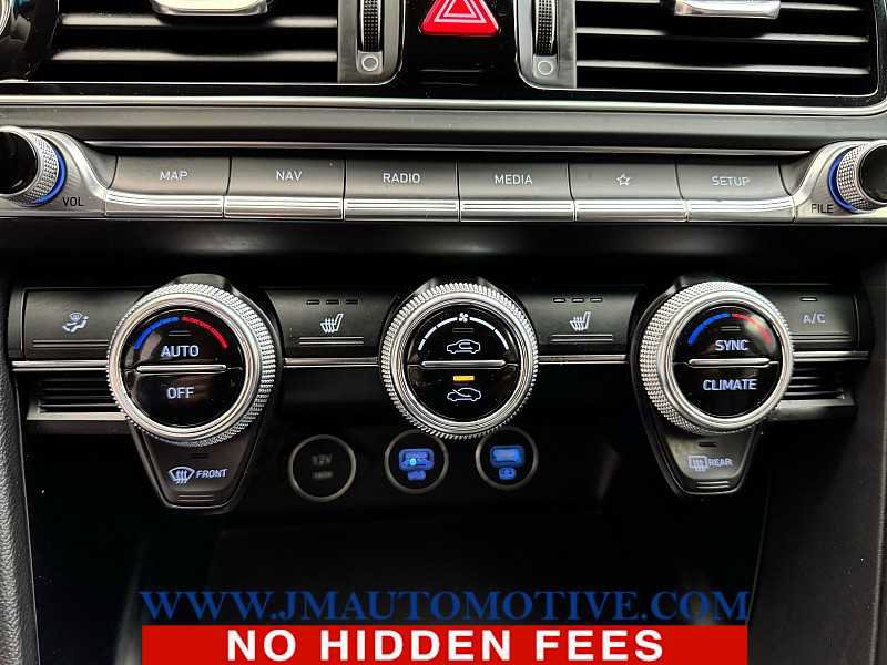 Used 2022 Genesis G70 2.0T image 38