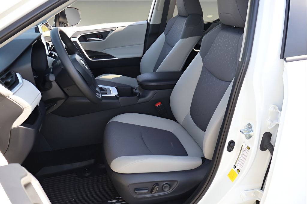 Certified 2024 Toyota RAV4 XLE image 11