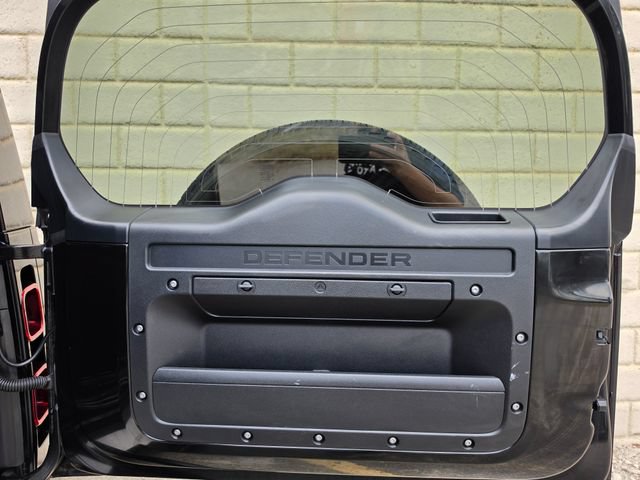Used 2022 Land Rover Defender 110 X-Dynamic HSE AWD/4WD image 69