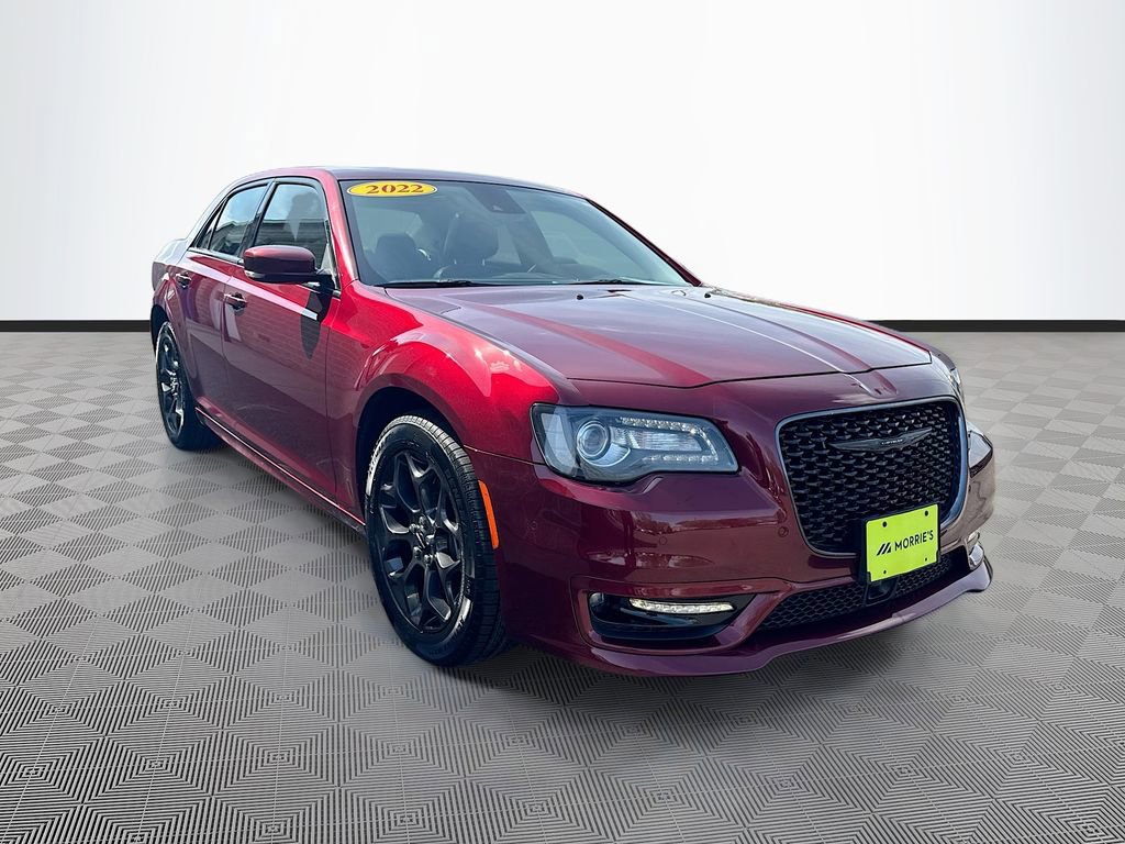 Used 2022 Chrysler 300 Touring L w/ Popular Equipment Group AWD/4WD image 3