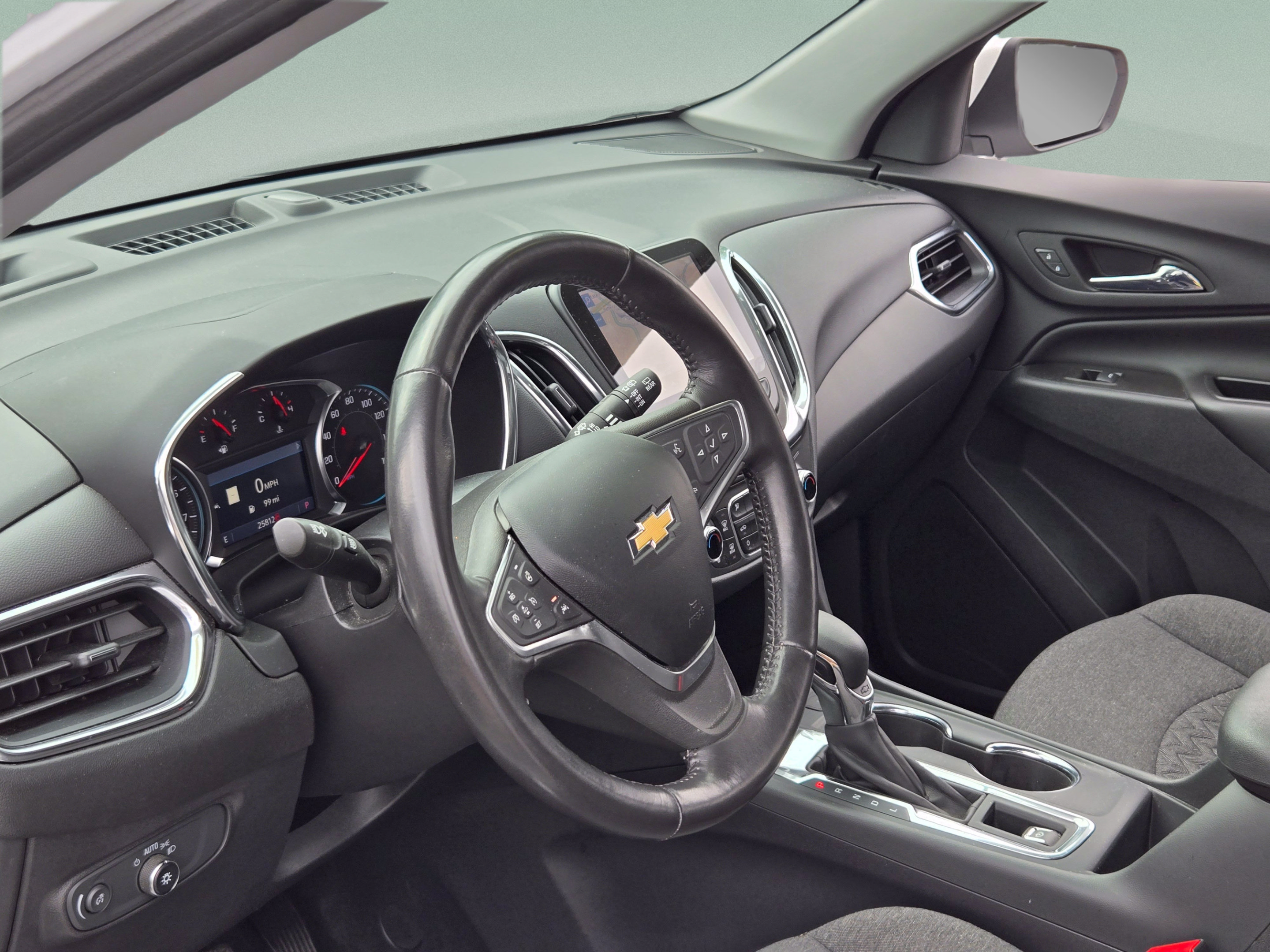 Used 2022 Chevrolet Equinox LT FWD image 9