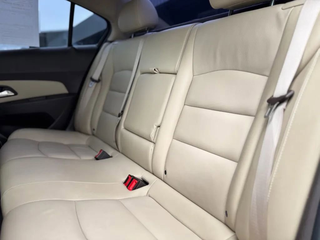 Used 2015 Chevrolet Cruze LT w/ Sun, Sound and Sport Package image 12