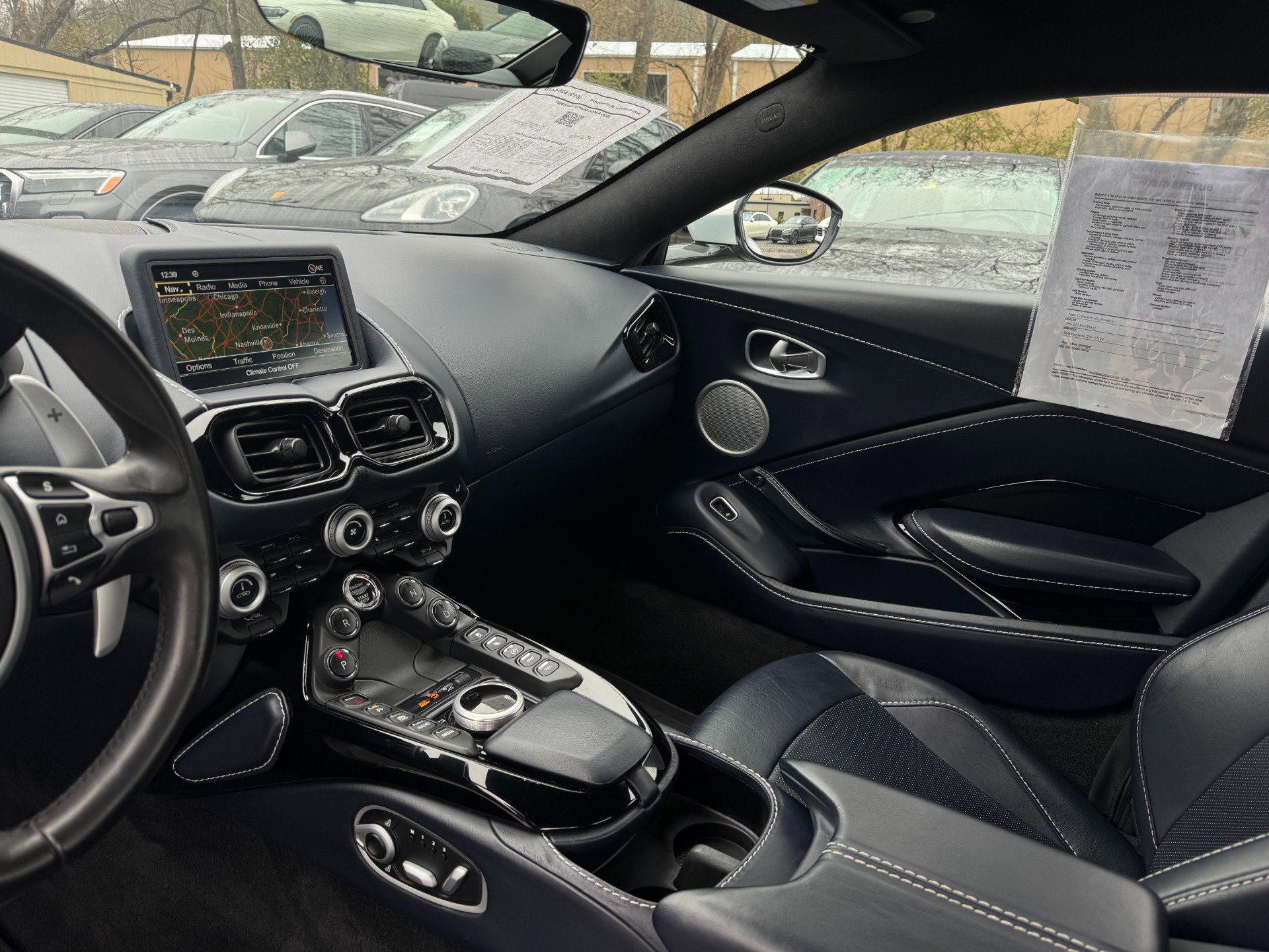 Used 2020 Aston Martin V8 Vantage Coupe image 15