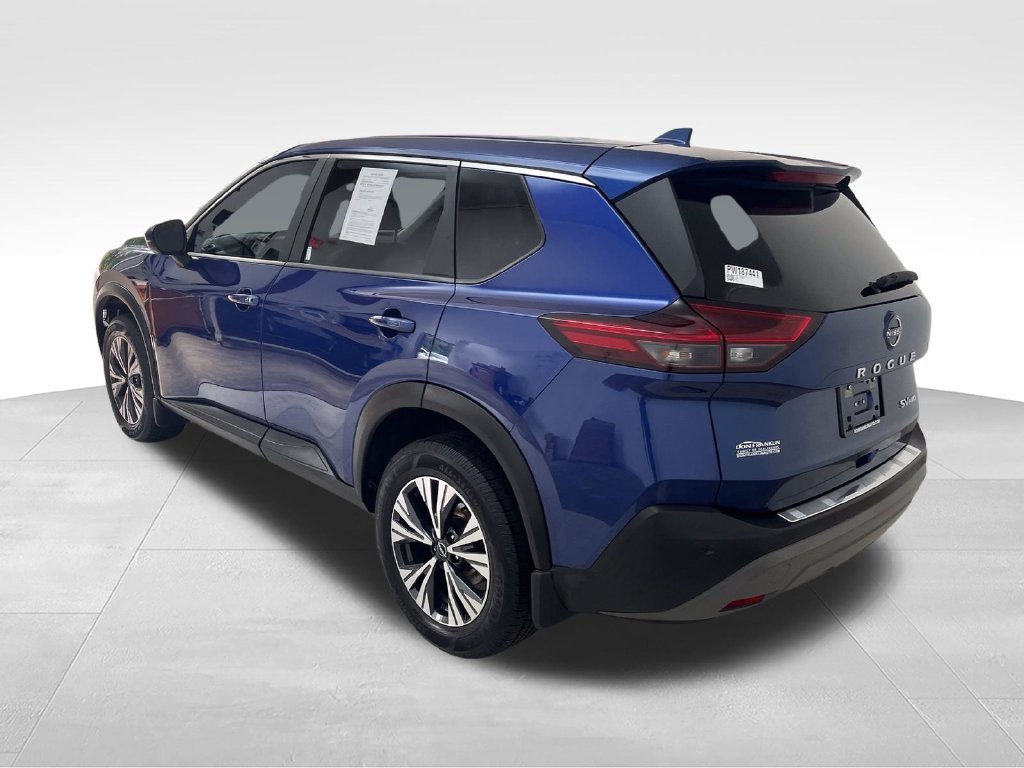 Used 2023 Nissan Rogue SV AWD/4WD image 3
