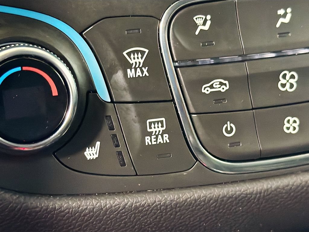 Used 2021 Chevrolet Equinox LT FWD image 20