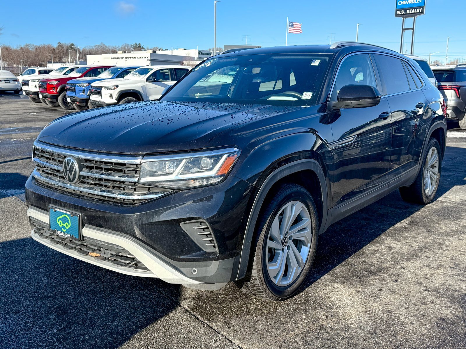 Used 2021 Volkswagen Atlas Cross Sport SEL image 3