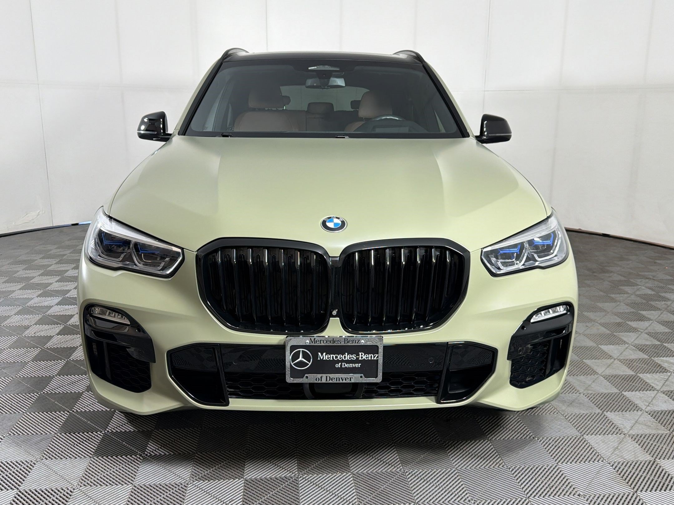 Used 2020 BMW X5 M50i w/ Executive Package AWD/4WD image 6