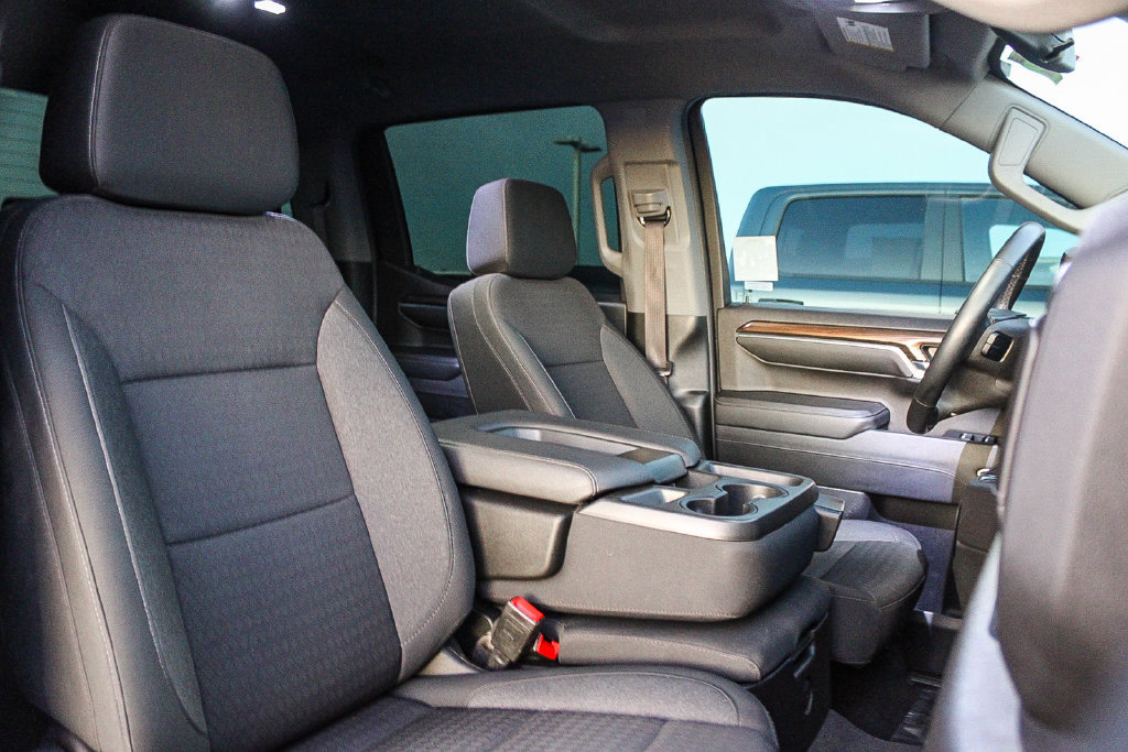 Used 2023 Chevrolet Silverado 1500 RST AWD/4WD image 16
