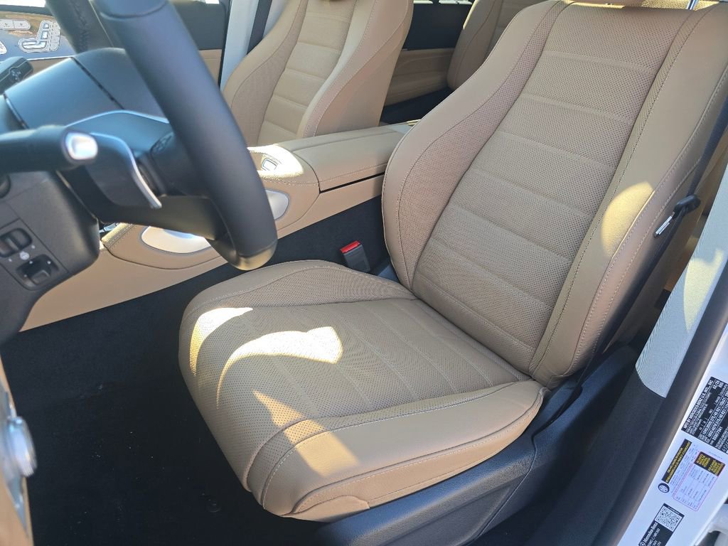 New 2026 Mercedes-Benz GLS 450 4MATIC image 25