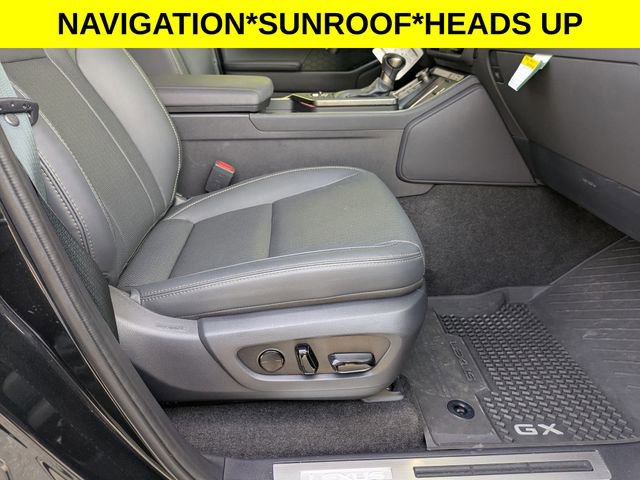 Used 2024 Lexus GX 550 image 38