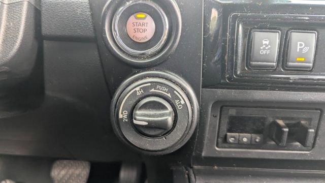 Used 2022 Nissan Titan PRO-4X w/ Pro-4x Convenience Package image 40