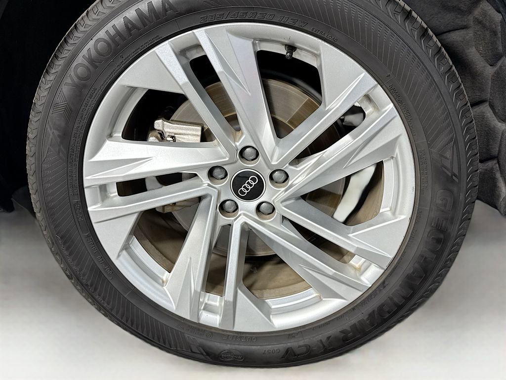 Used 2021 Audi Q7 2.0T Premium Plus AWD/4WD image 33
