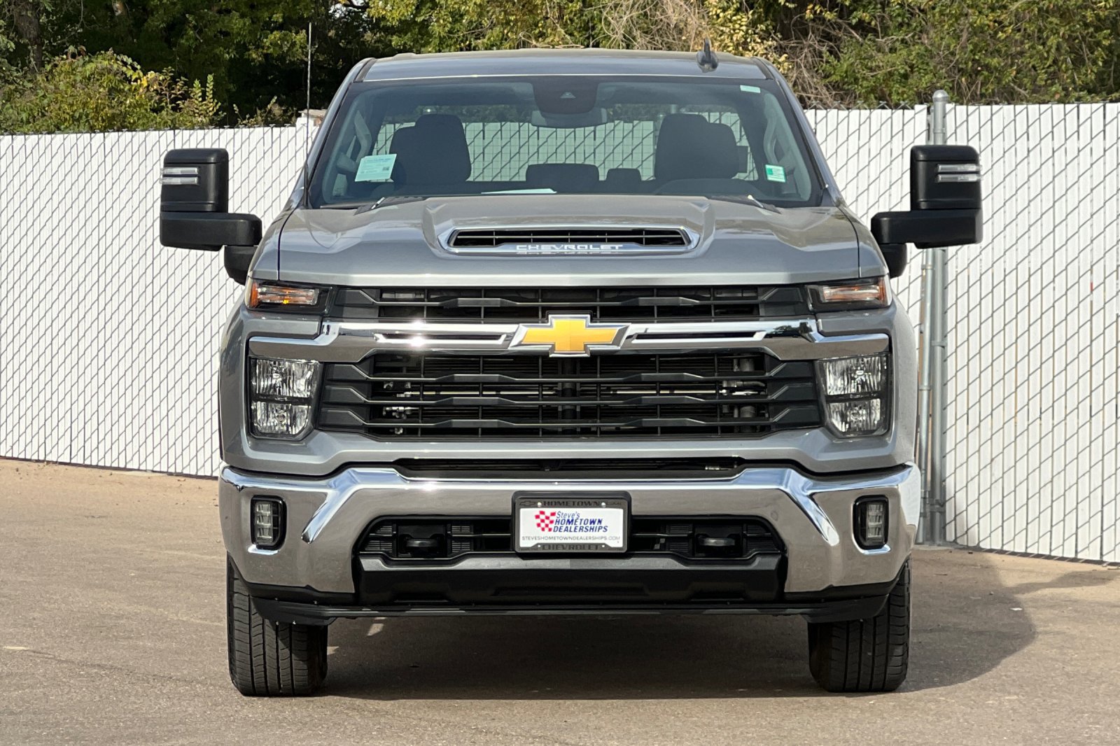 Used 2025 Chevrolet Silverado 2500 LT w/ Convenience Package AWD/4WD image 6