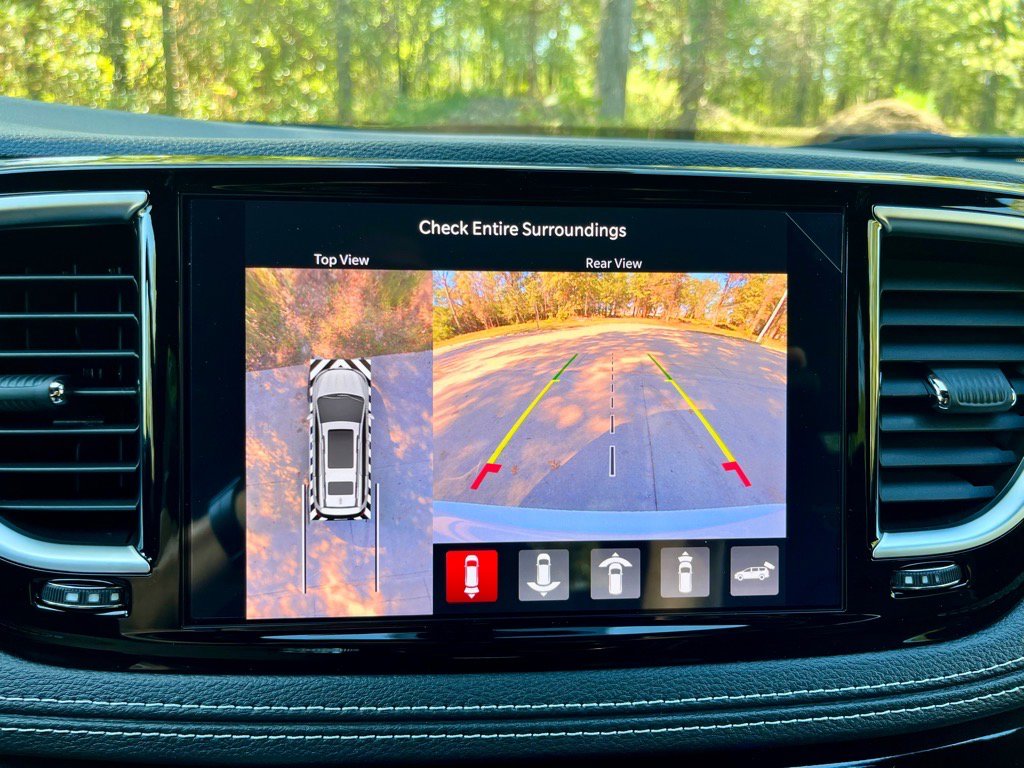 New 2026 Chrysler Pacifica Limited image 28