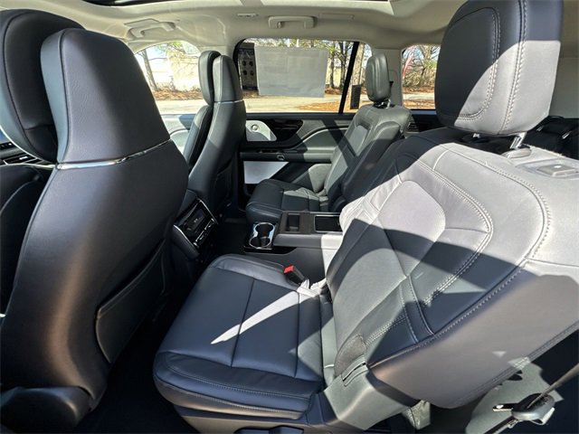 New 2026 Lincoln Aviator Reserve image 23
