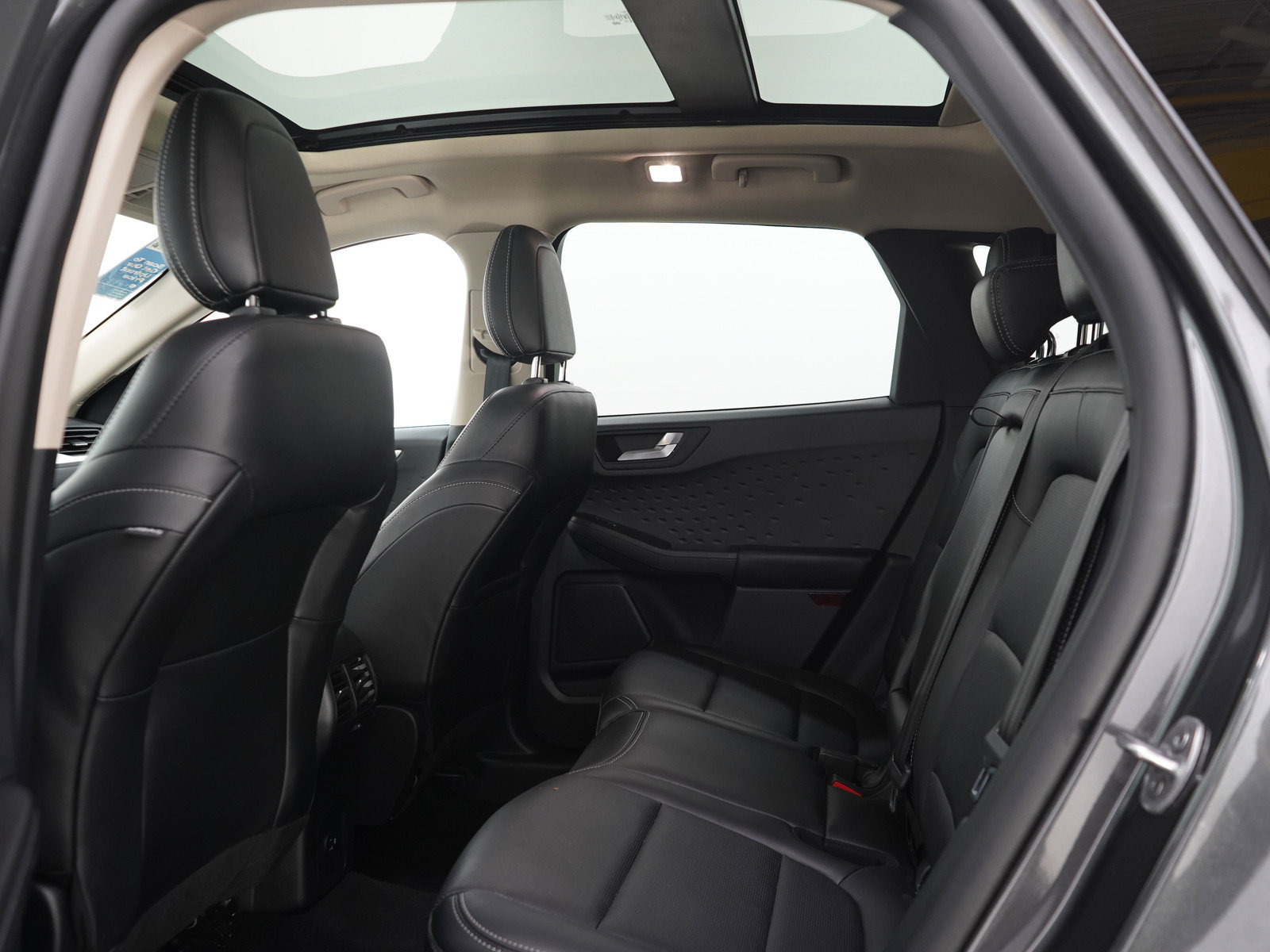 Used 2020 Ford Escape SE Sport AWD/4WD image 15