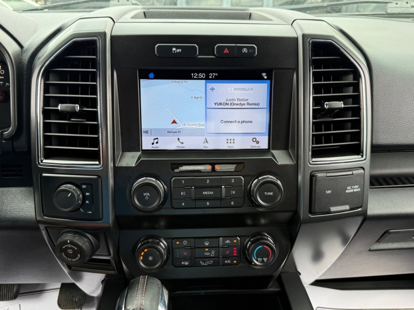 Used 2019 Ford F150 XLT w/ Equipment Group 302A Luxury AWD/4WD image 13