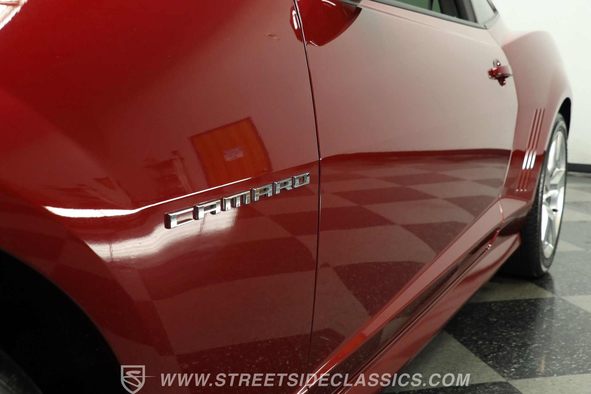 Used 2010 Chevrolet Camaro SS w/ RS Package image 21