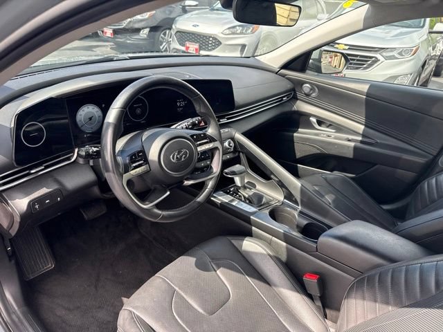 Used 2023 Hyundai Elantra Limited FWD image 11