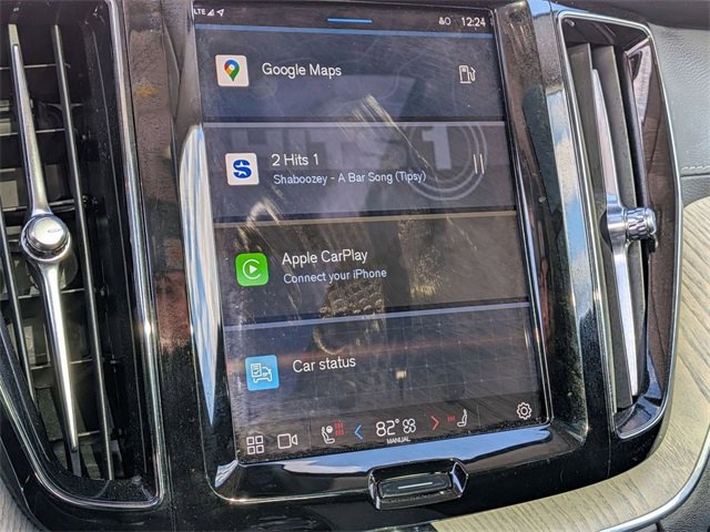 Used 2022 Volvo XC60 B5 Inscription image 23