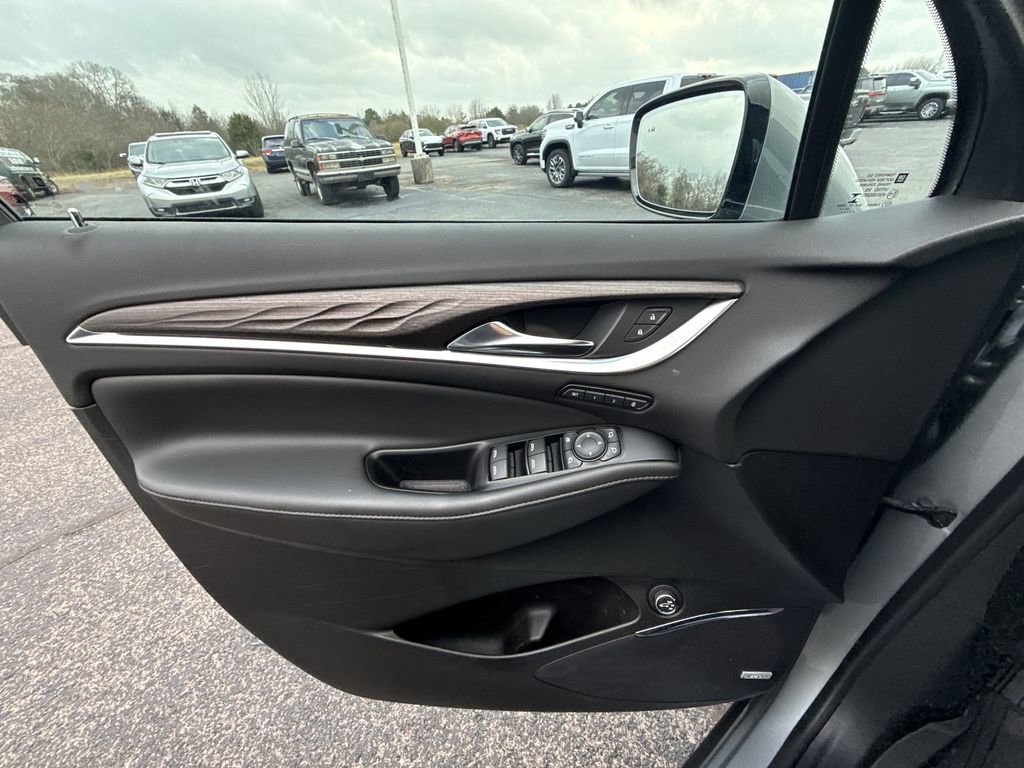 Certified 2023 Buick Enclave Avenir w/ Avenir Technology Package image 29