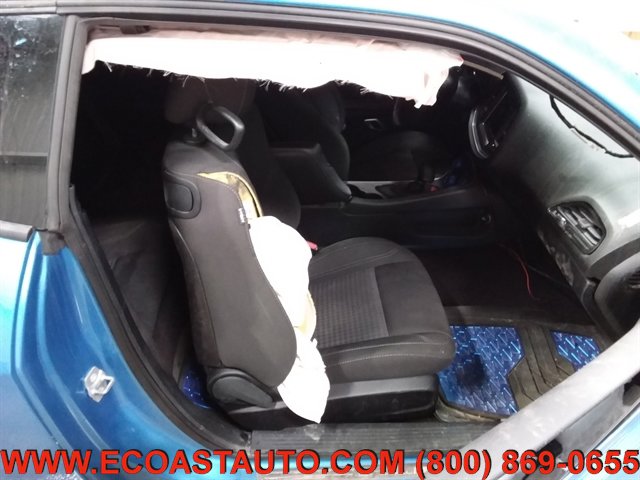 Used 2018 Dodge Challenger SXT RWD image 13