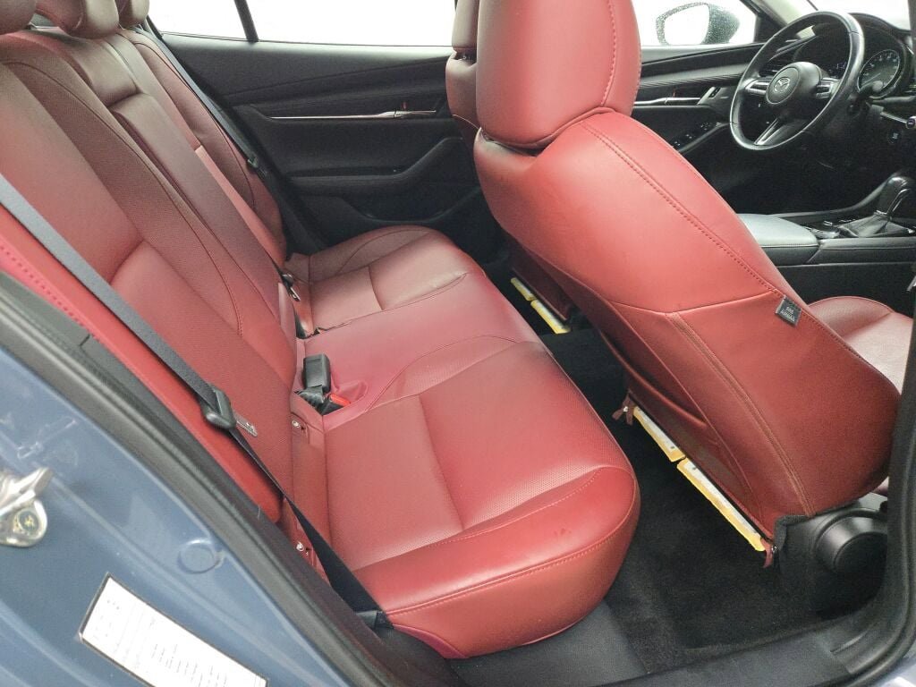 Used 2023 MAZDA MAZDA3 s image 11