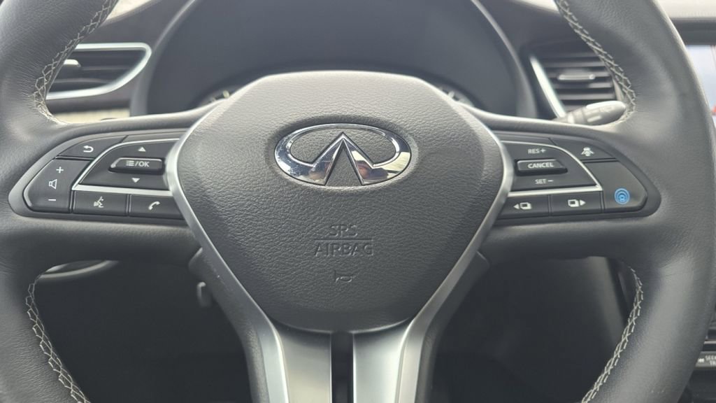 Used 2019 INFINITI QX50 Essential w/ Sensory Package image 27