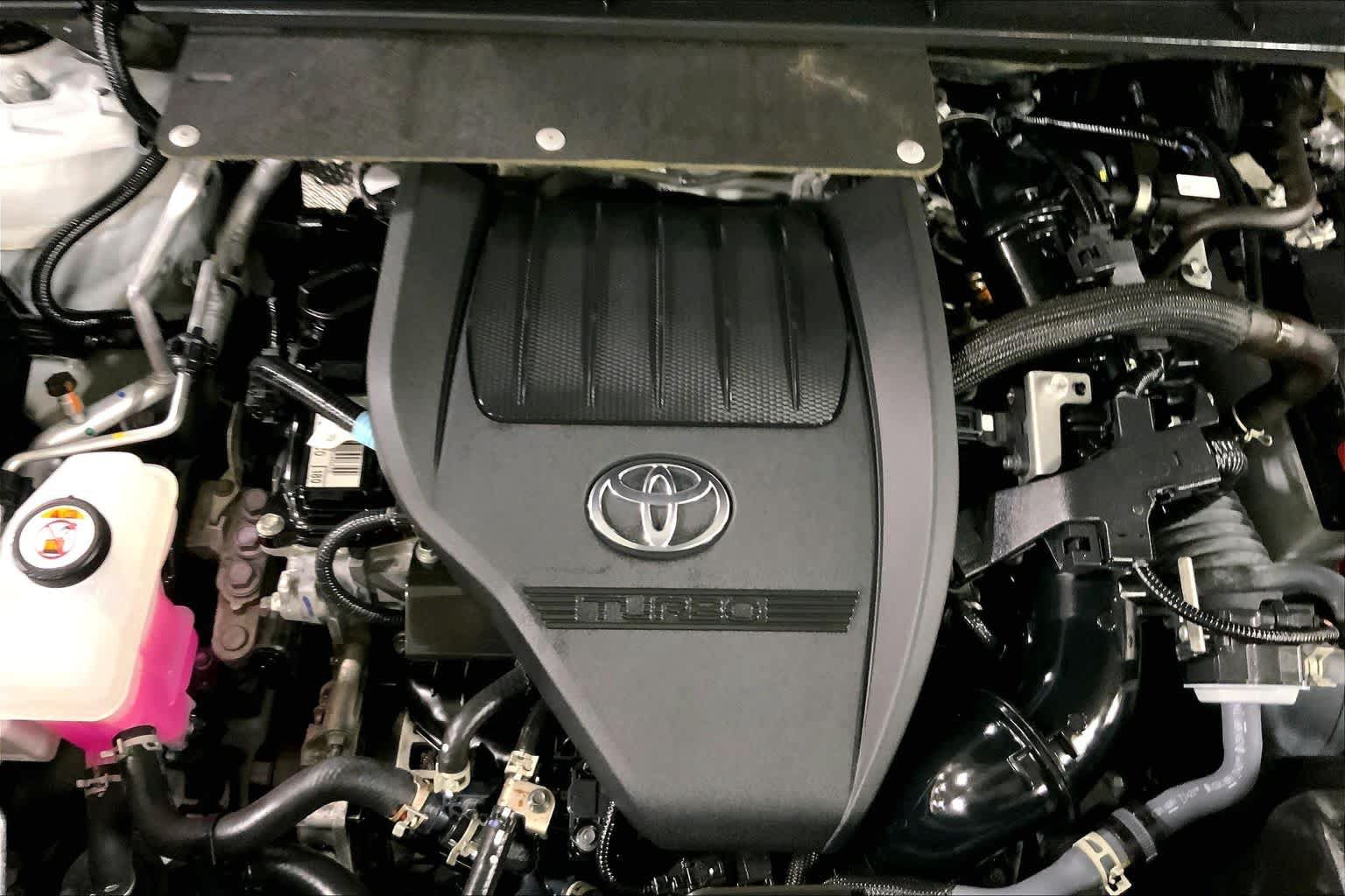 Used 2023 Toyota Highlander XLE AWD/4WD image 33