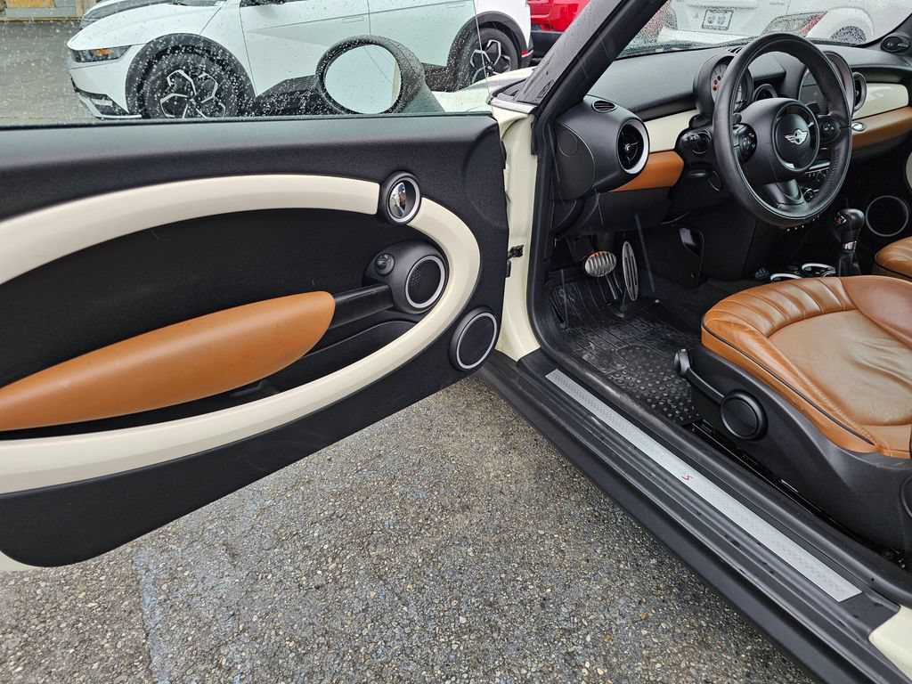 Used 2013 MINI Cooper S FWD image 17