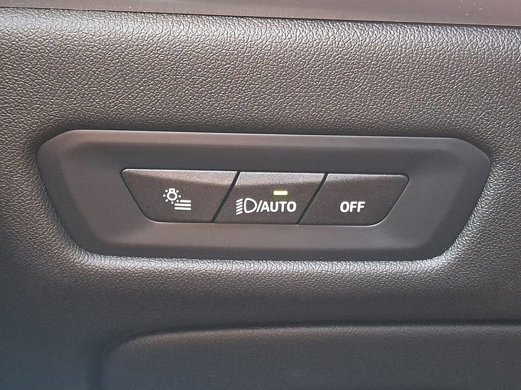 Certified 2024 BMW X6 xDrive40i AWD/4WD image 24