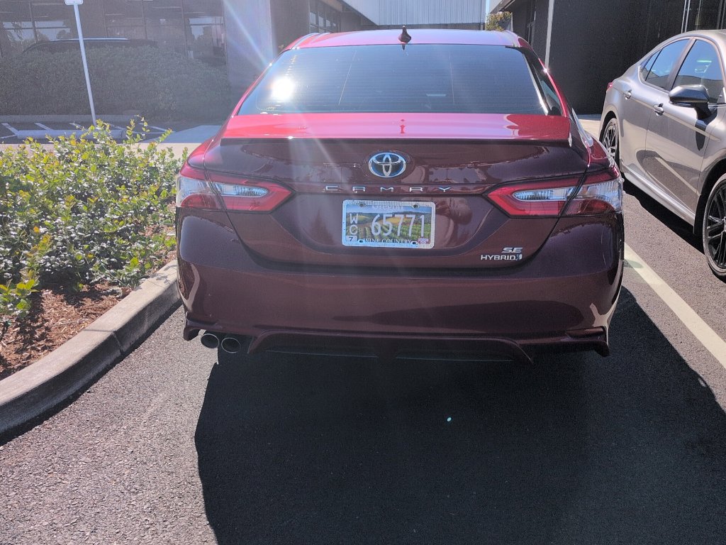 Used 2018 Toyota Camry SE w/ Audio Package FWD image 4