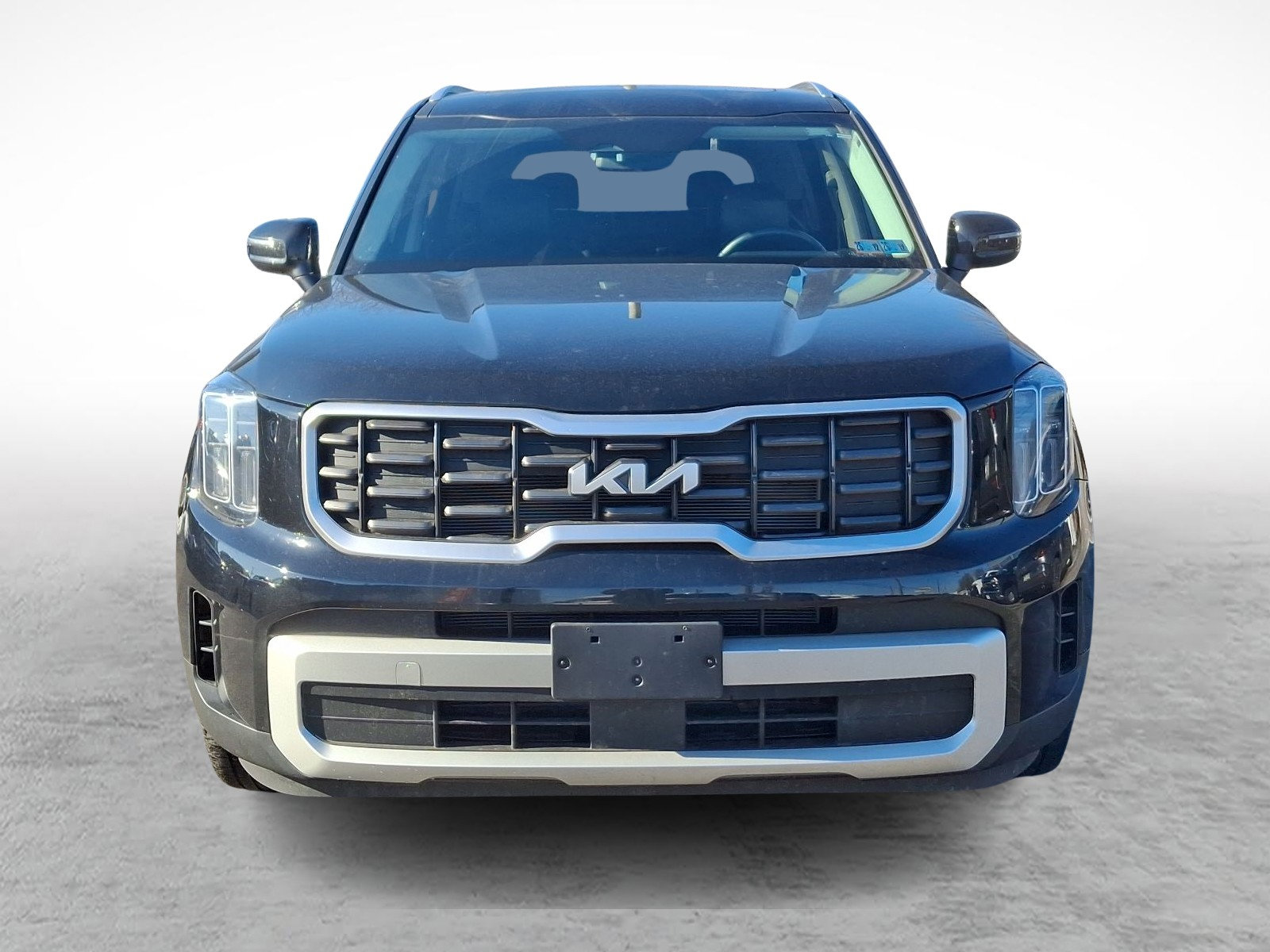 Used 2023 Kia Telluride S w/ S Sunroof Package image 2