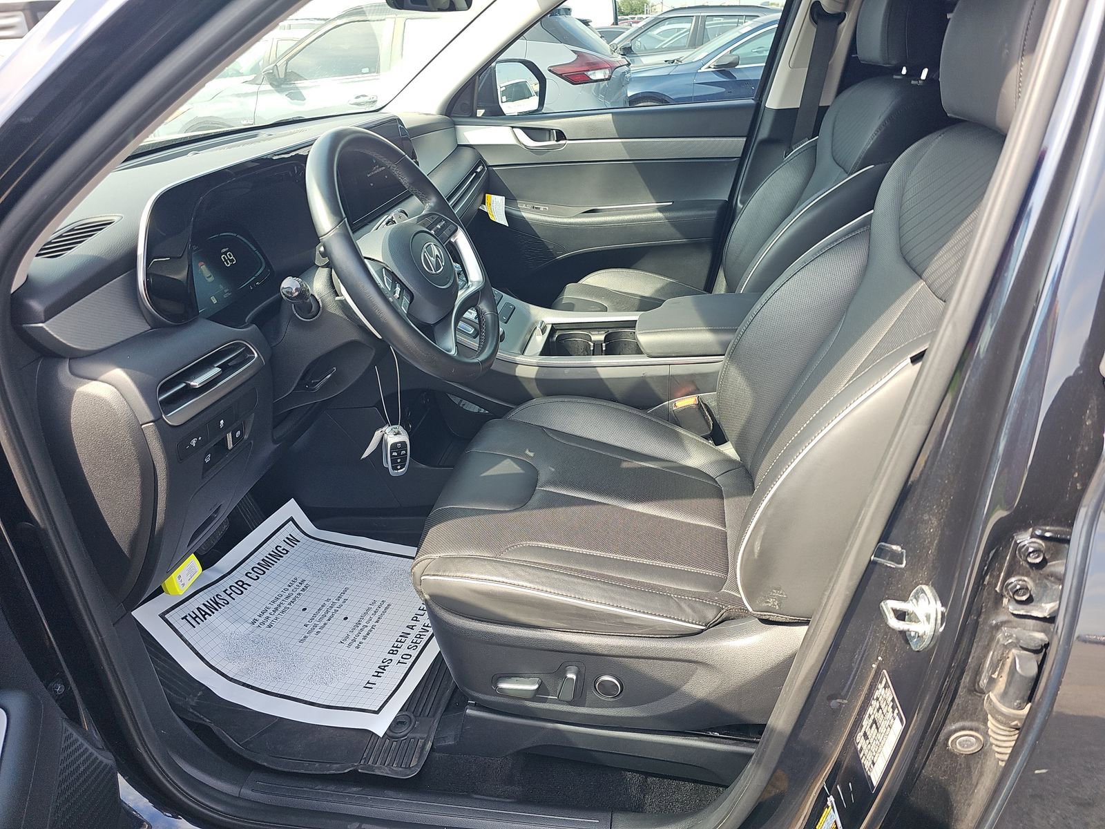 Used 2024 Hyundai Palisade SEL image 3