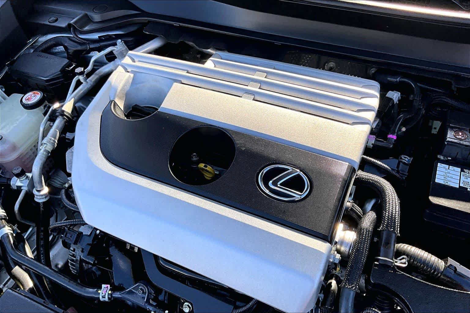 Used 2019 Lexus UX 200 w/ Premium Package FWD image 30
