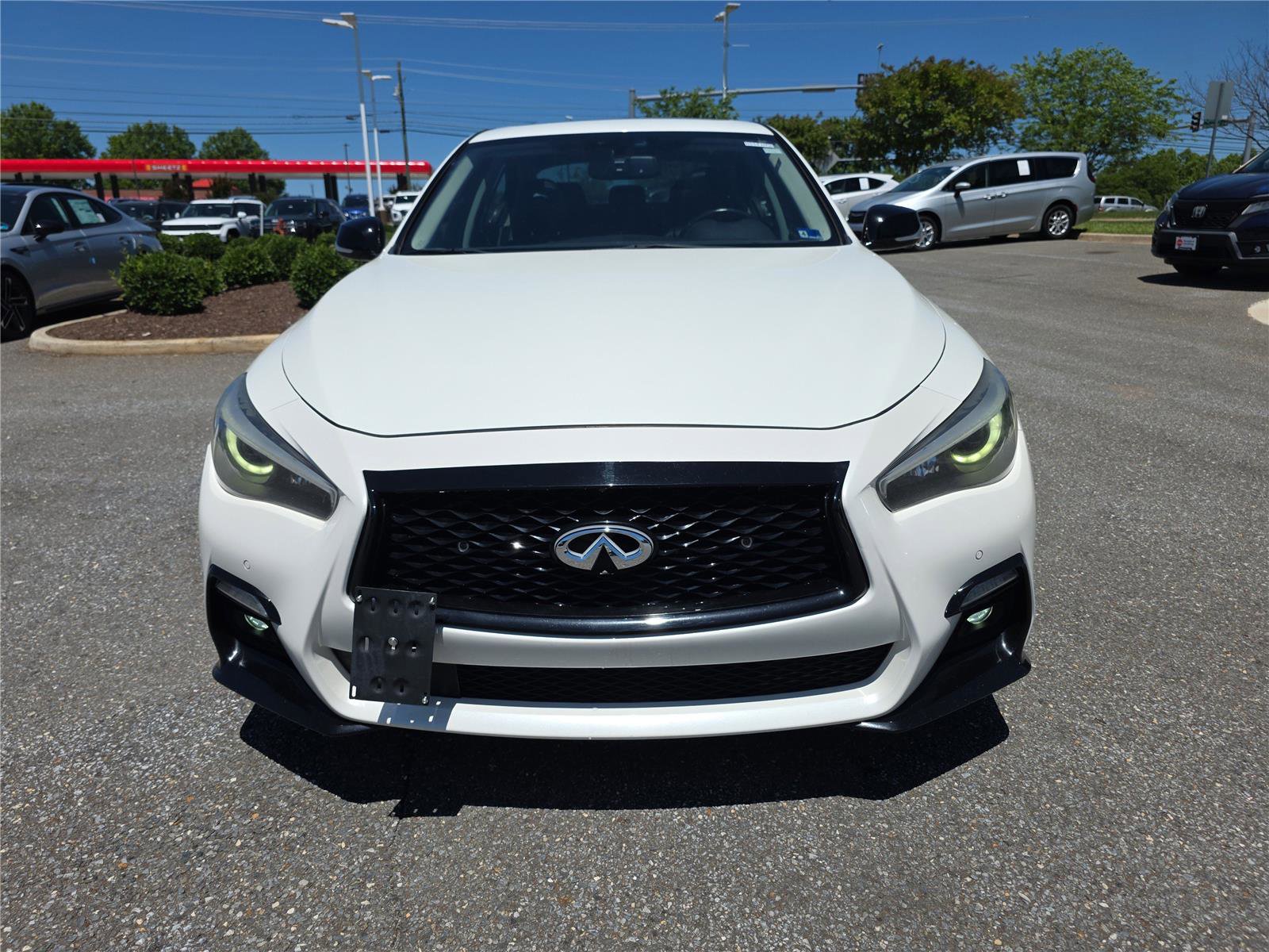 Used 2017 INFINITI Q50 Red Sport 400 AWD/4WD image 11