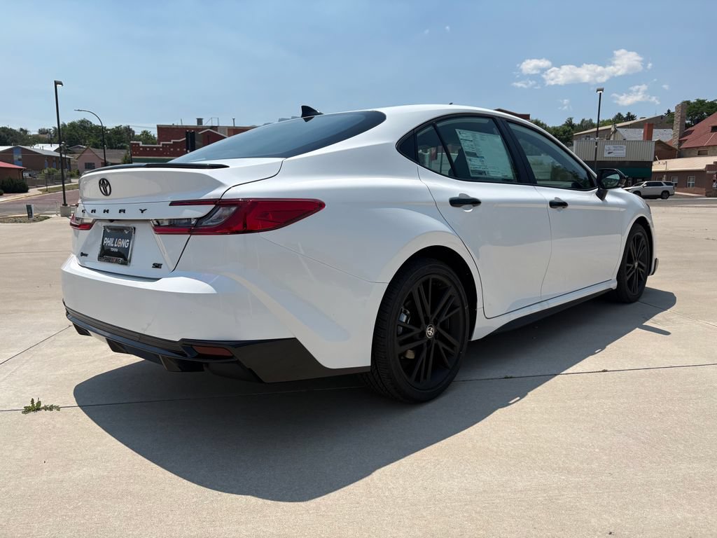 New 2026 Toyota Camry Hybrid FWD image 6