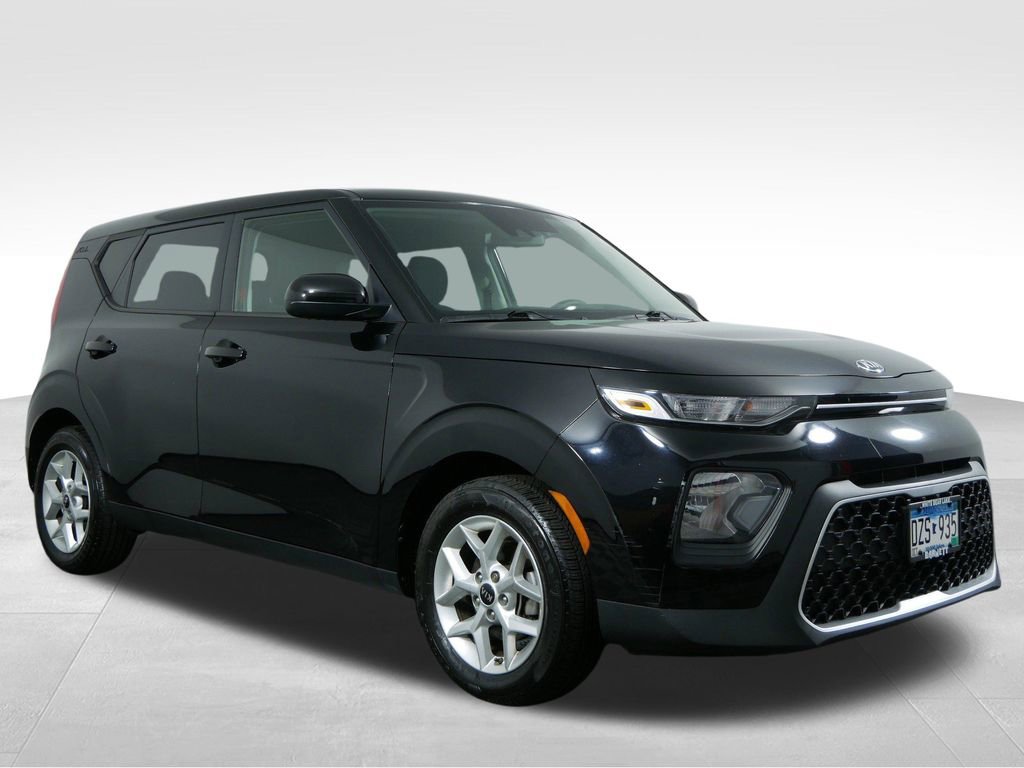 Used 2020 Kia Soul S image 2