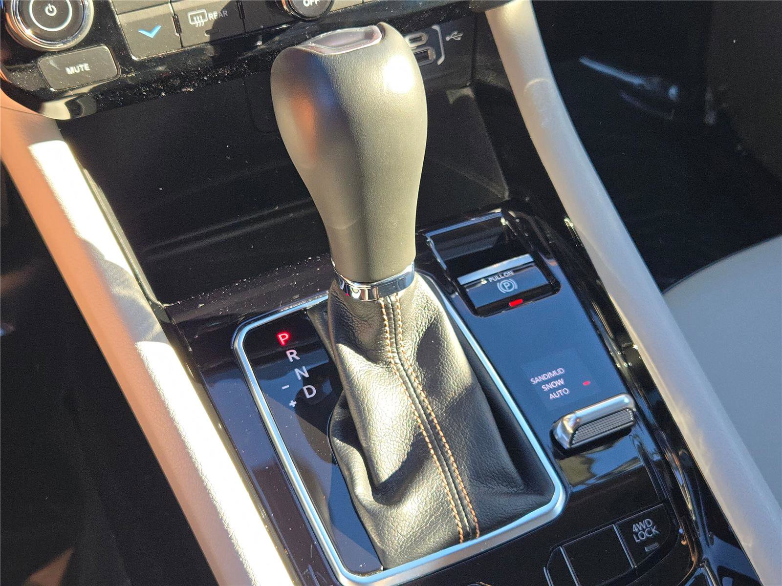 Certified 2022 Jeep Compass Limited image 30