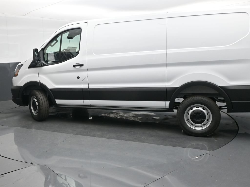 New 2026 Ford Transit 250 Low Roof RWD image 21