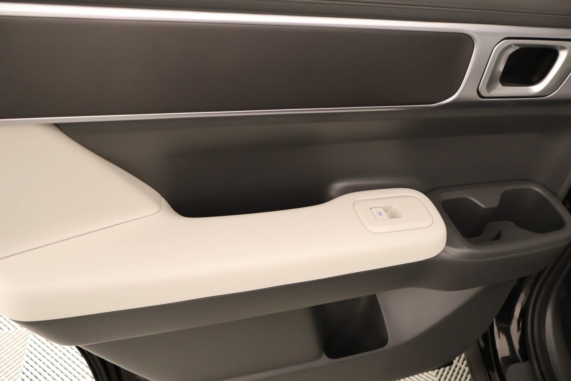 Certified 2026 Hyundai Santa Fe SE FWD image 16