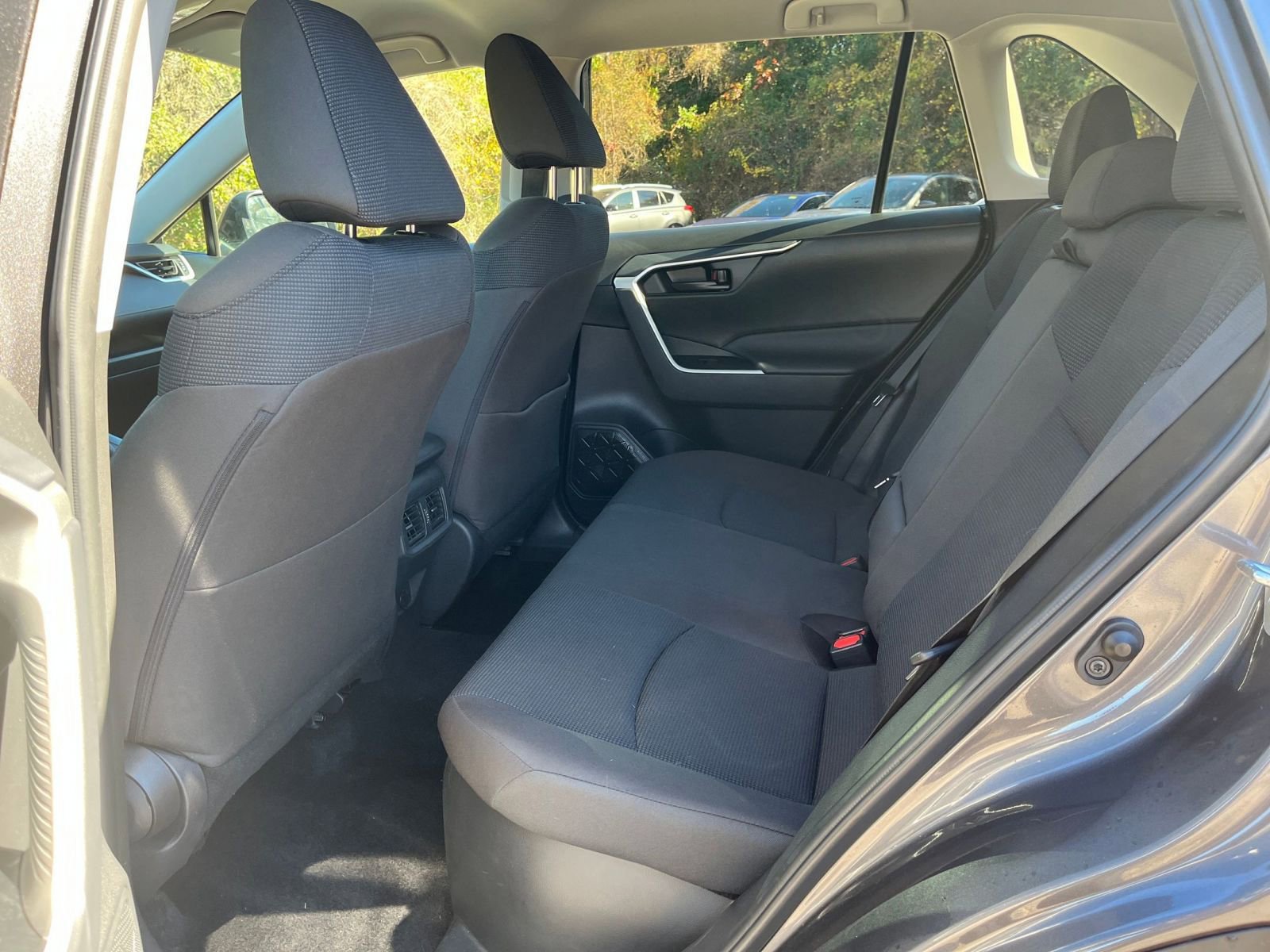 Used 2025 Toyota RAV4 LE image 21