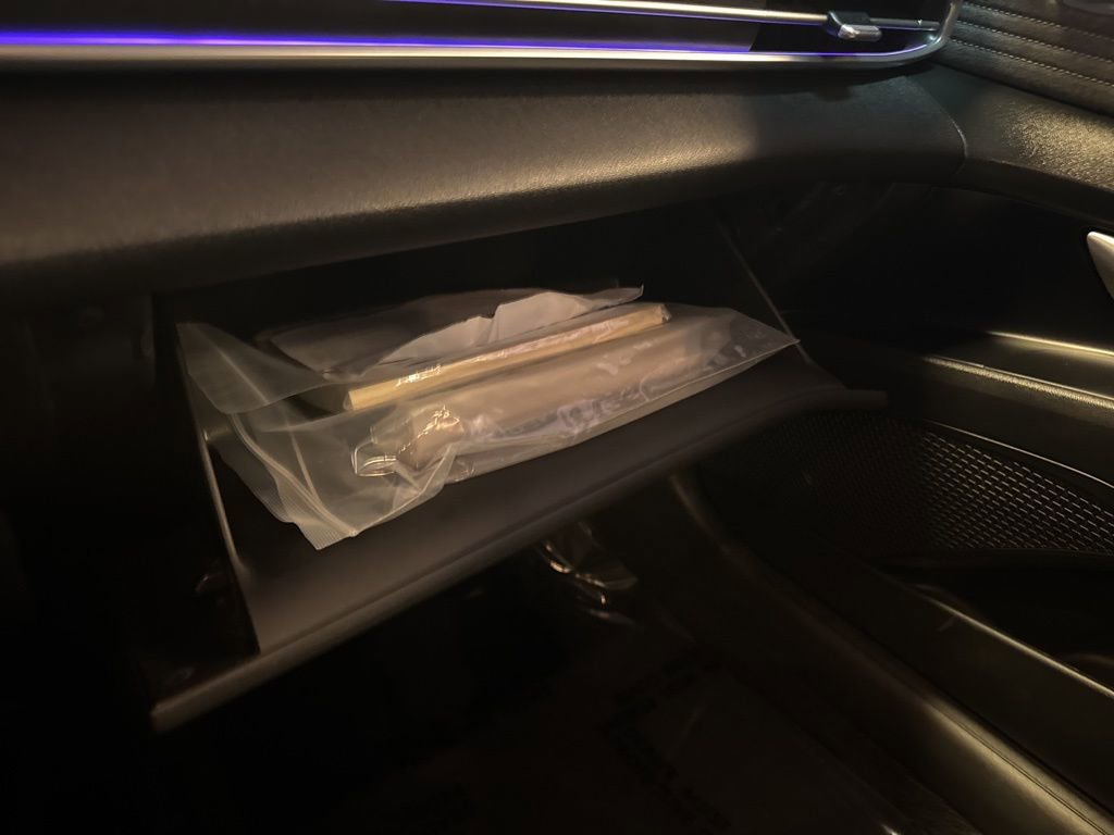 Used 2021 Hyundai Elantra Limited image 39