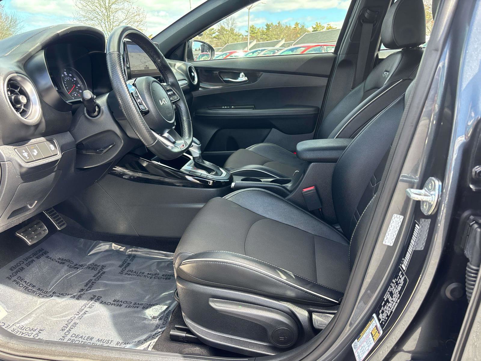 Used 2022 Kia Forte GT-Line image 9