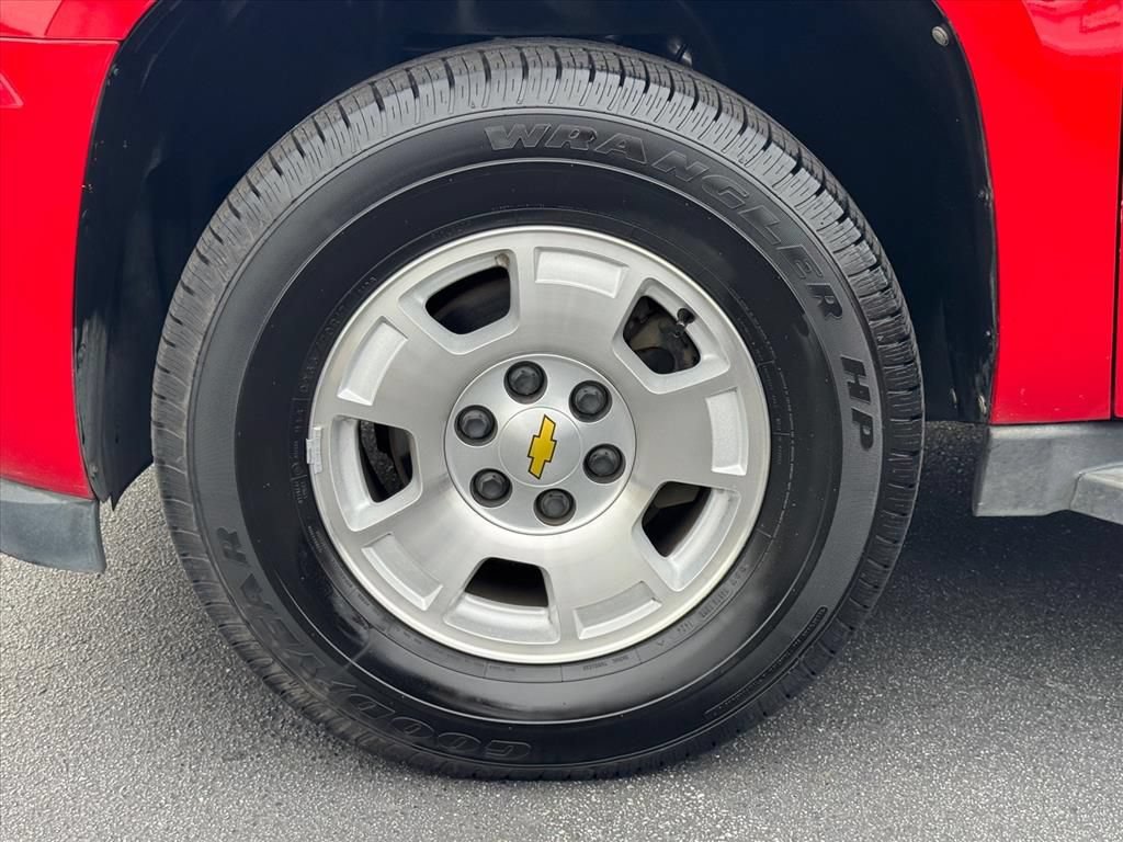 Used 2011 Chevrolet Avalanche LT RWD image 9