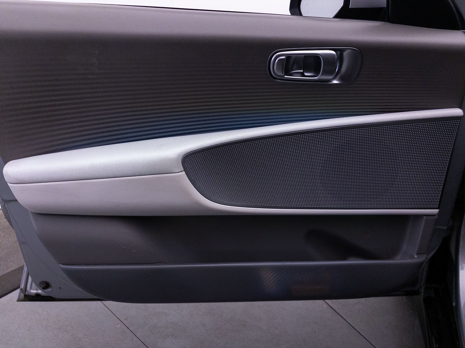 Used 2023 Hyundai Ioniq 6 SEL RWD image 18